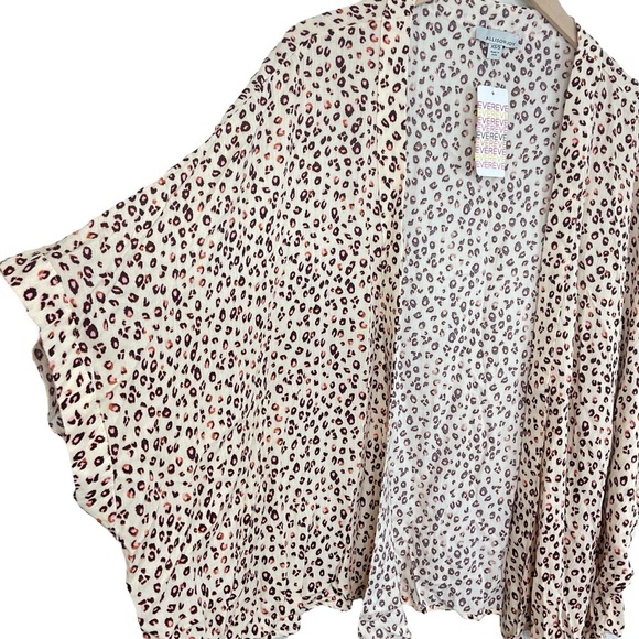 Allison Joy Leopard Print Kimono XS/S - Picture 3 of 7
